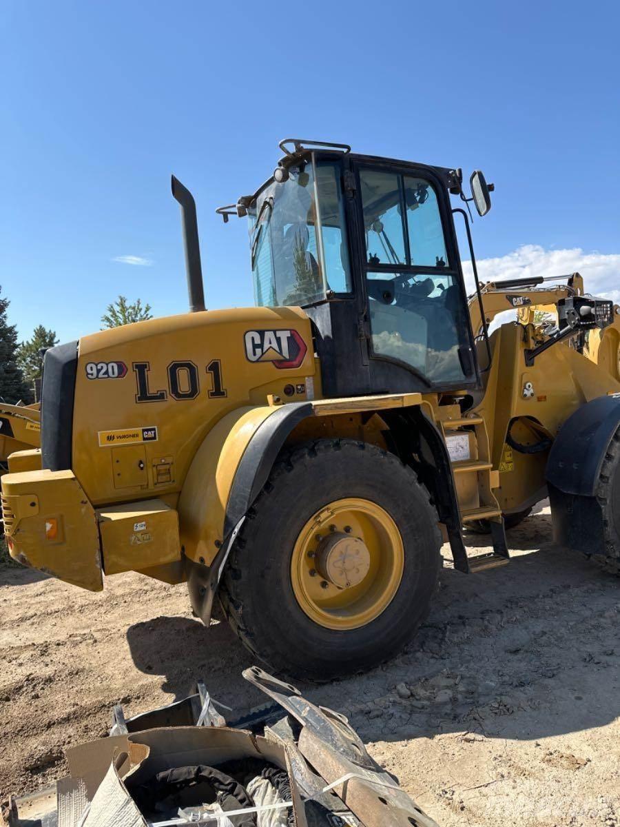 CAT 920 Фронтальні навантажувачі