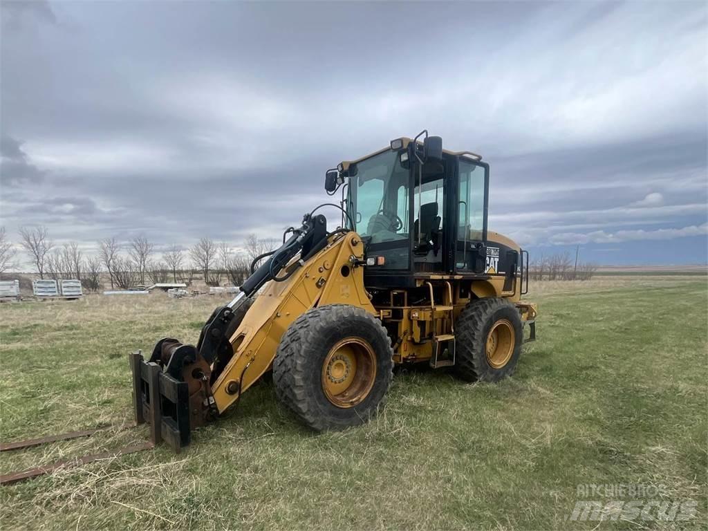 CAT 924G Фронтальні навантажувачі