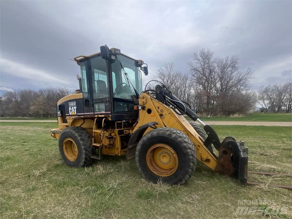 CAT 924G Фронтальні навантажувачі