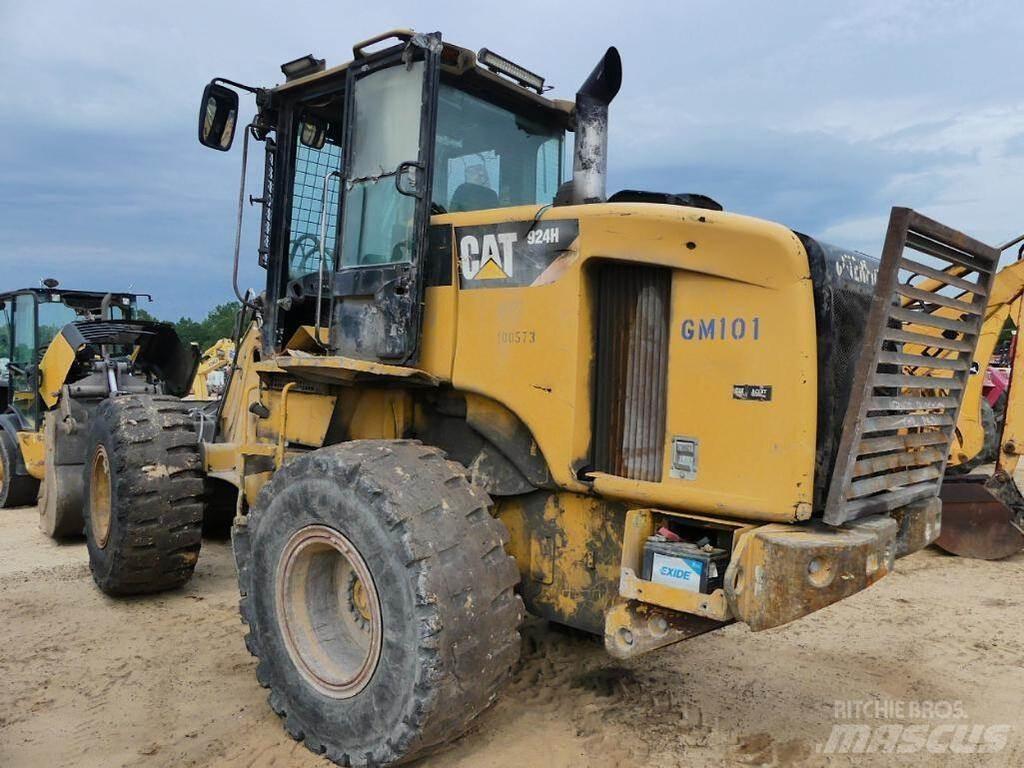 CAT 924H Фронтальні навантажувачі
