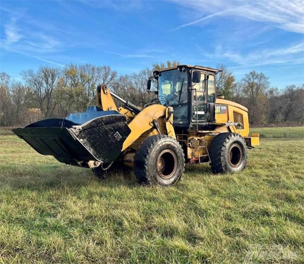 CAT 924K Фронтальні навантажувачі