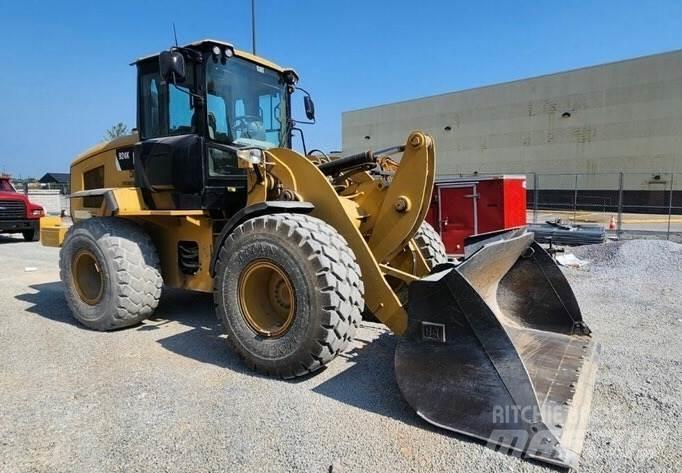 CAT 924K Фронтальні навантажувачі