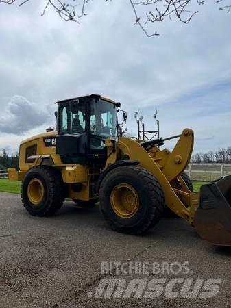 CAT 926M Фронтальні навантажувачі