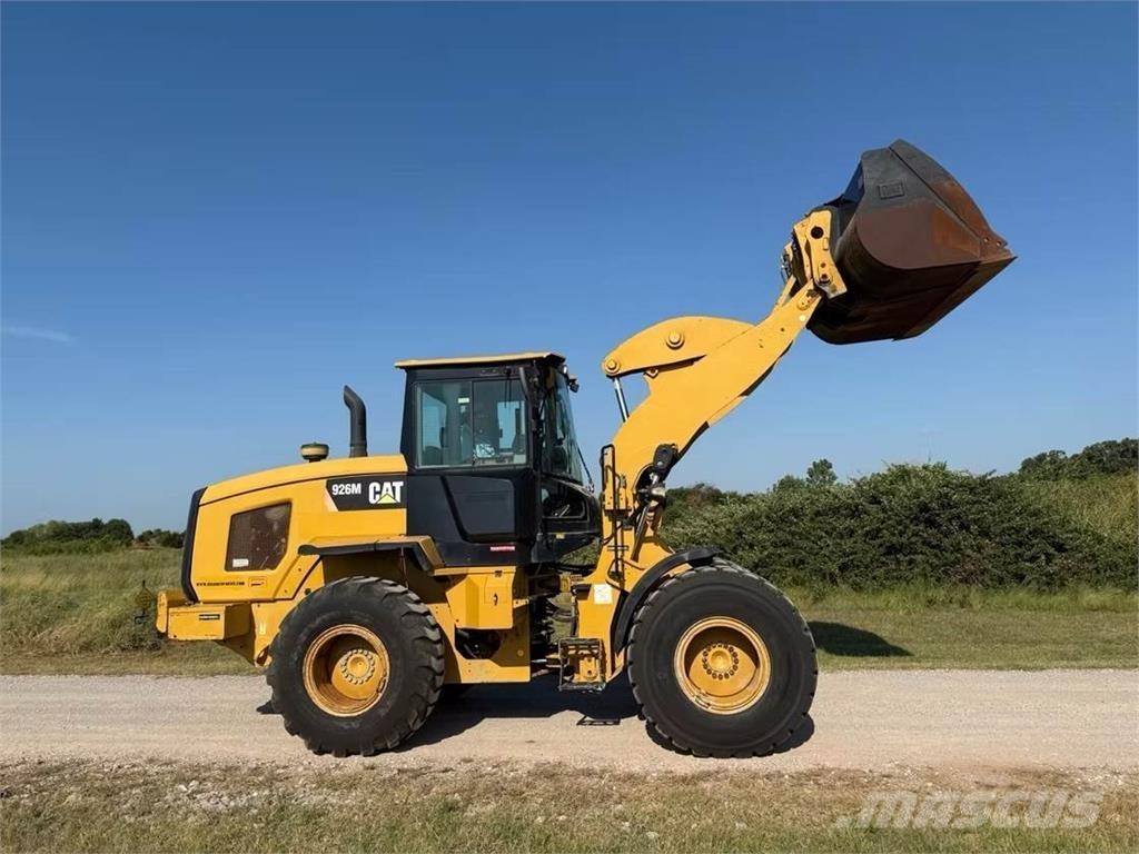 CAT 926M Фронтальні навантажувачі