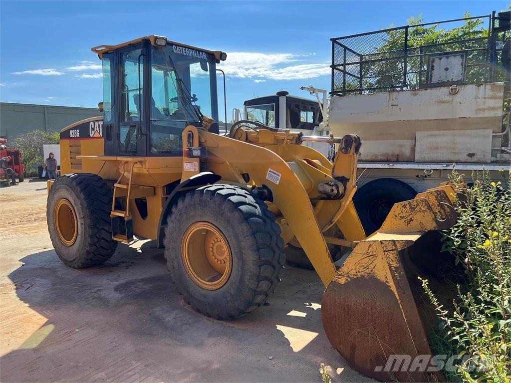 CAT 928G Фронтальні навантажувачі