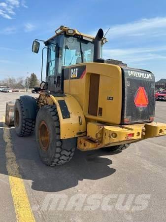 CAT 930H Фронтальні навантажувачі