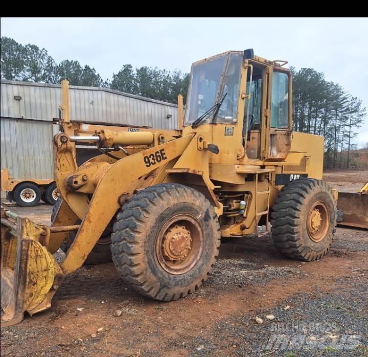 CAT 936E Фронтальні навантажувачі