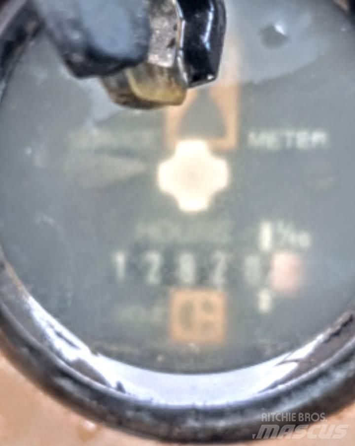 CAT 936E Фронтальні навантажувачі