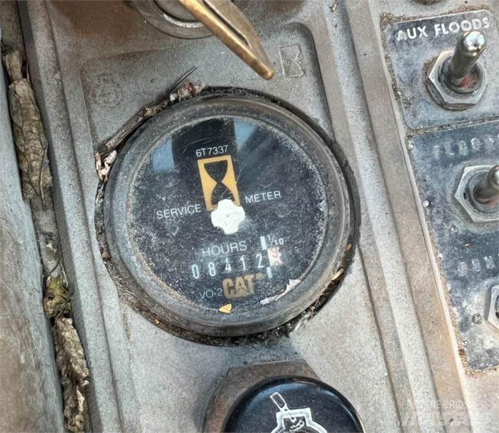 CAT 936F Фронтальні навантажувачі