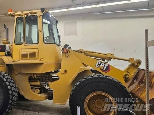 CAT 936F Фронтальні навантажувачі