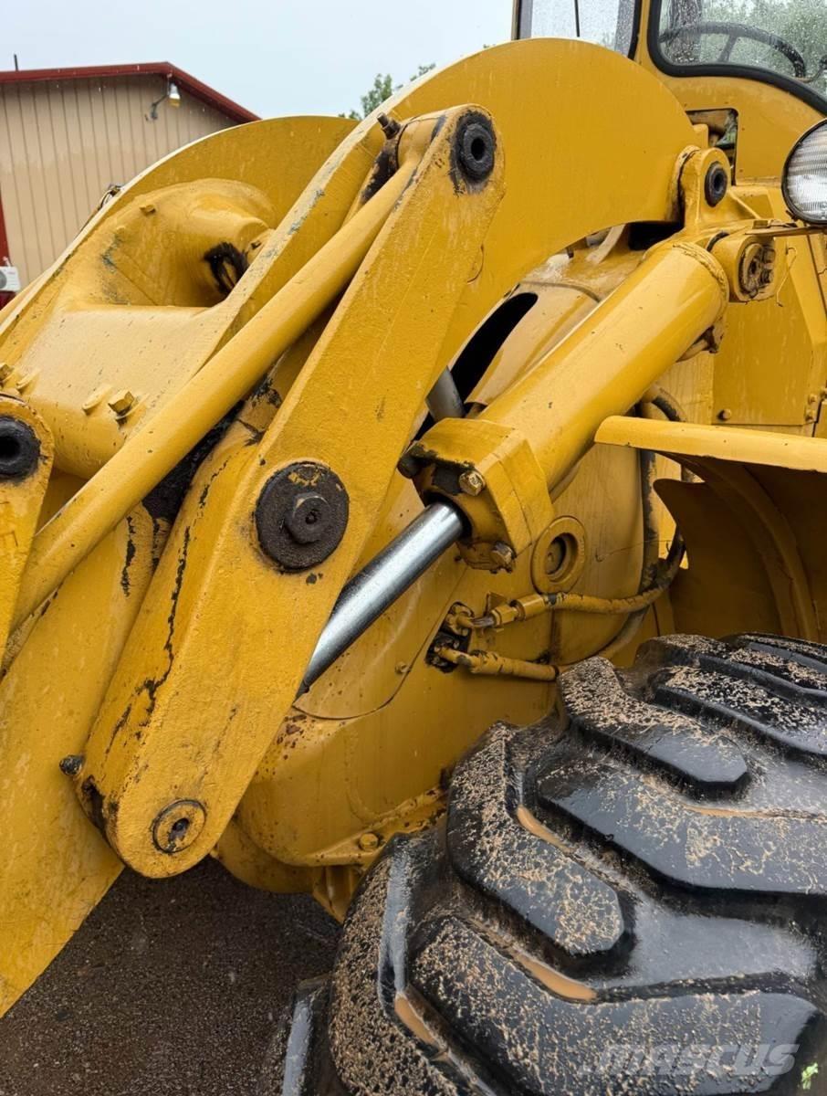CAT 950 Фронтальні навантажувачі
