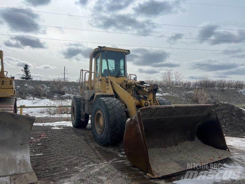 CAT 950B Фронтальні навантажувачі