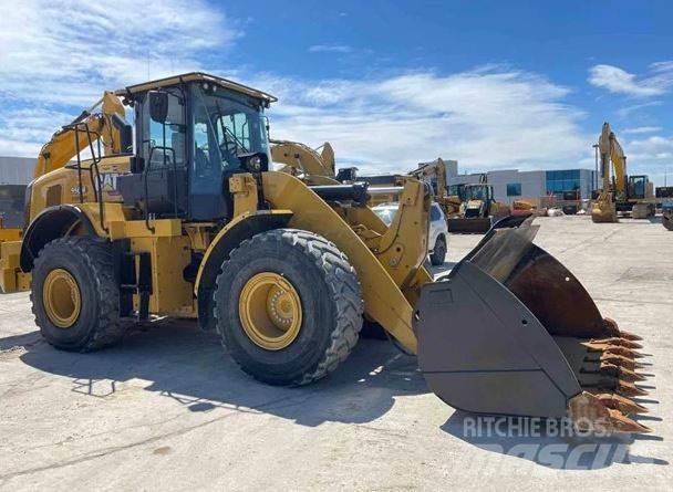 CAT 950M Фронтальні навантажувачі