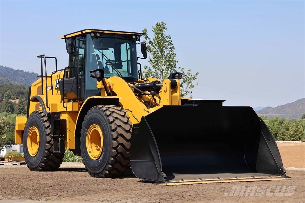 CAT 950M Фронтальні навантажувачі