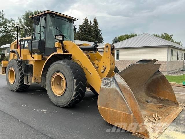 CAT 950M Фронтальні навантажувачі