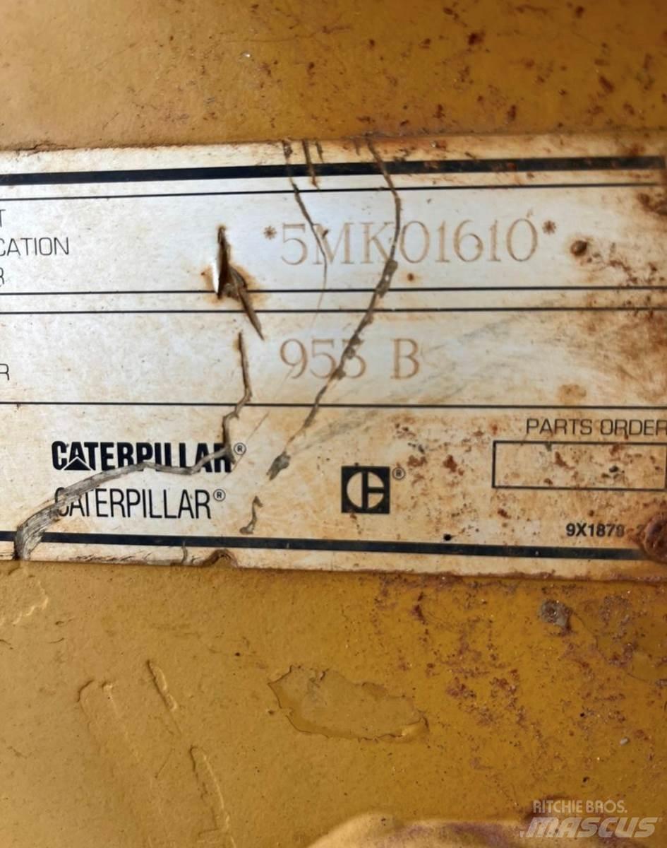 CAT 953B Гусеничні вантажники