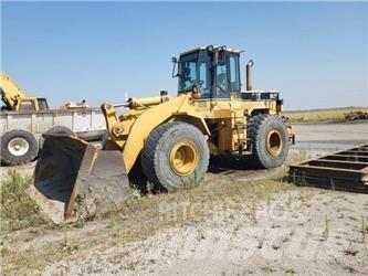 CAT 960F Фронтальні навантажувачі