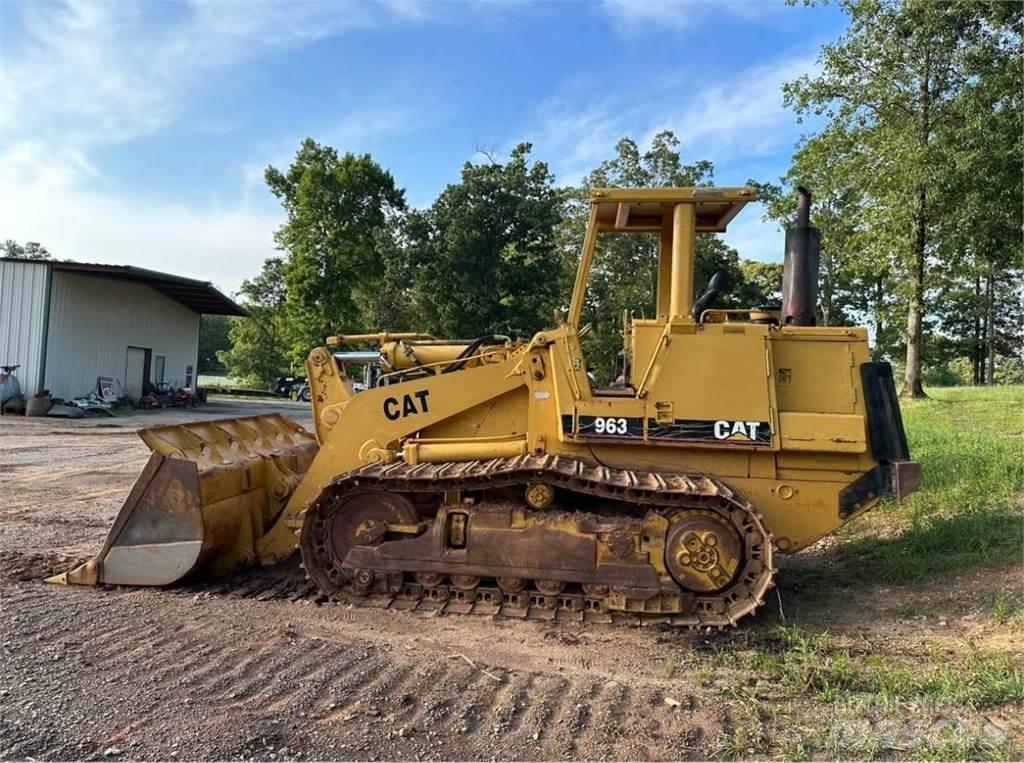 CAT 963 Гусеничні вантажники