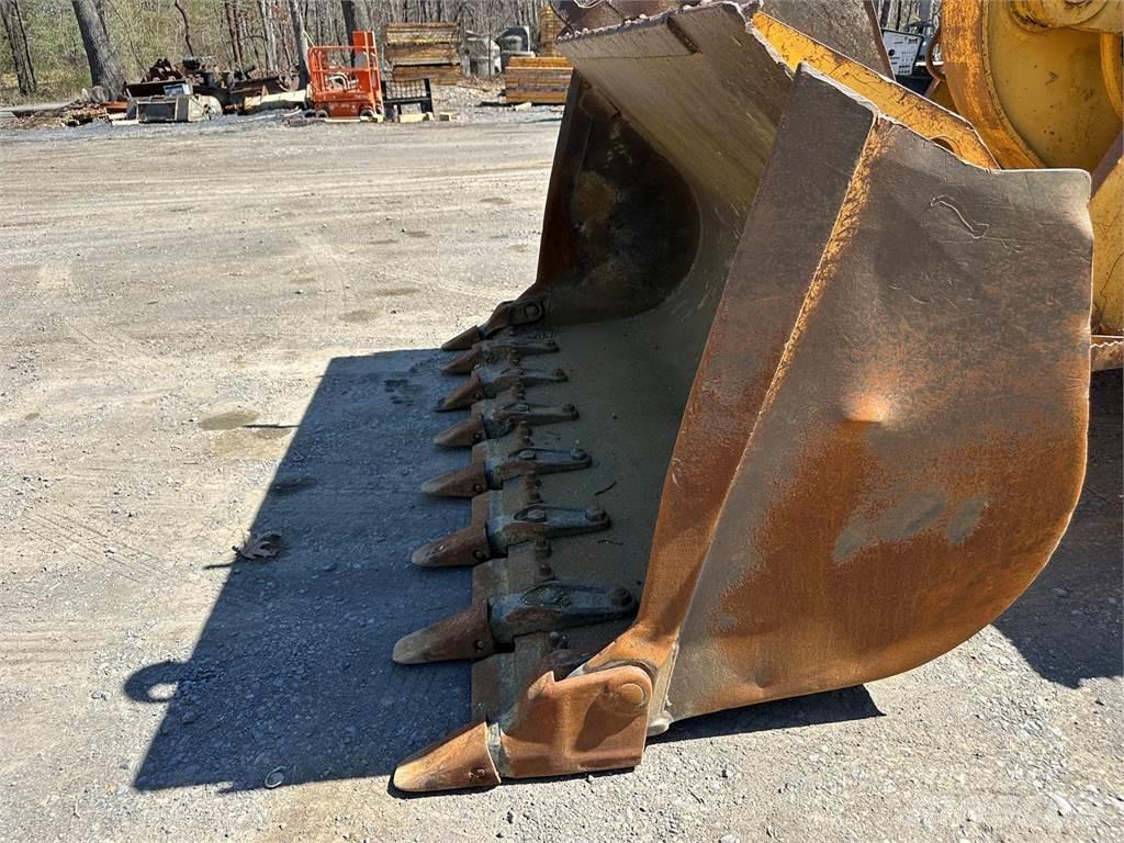CAT 963C Гусеничні вантажники