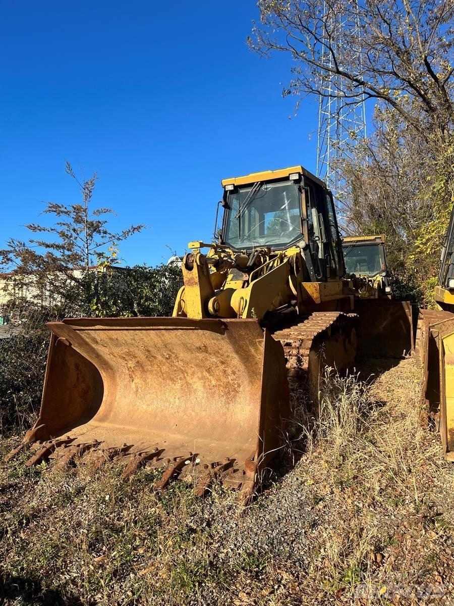CAT 963C Гусеничні вантажники