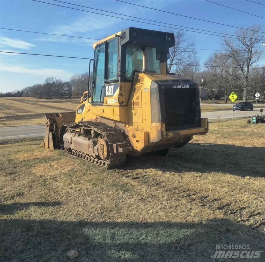 CAT 963D Гусеничні вантажники