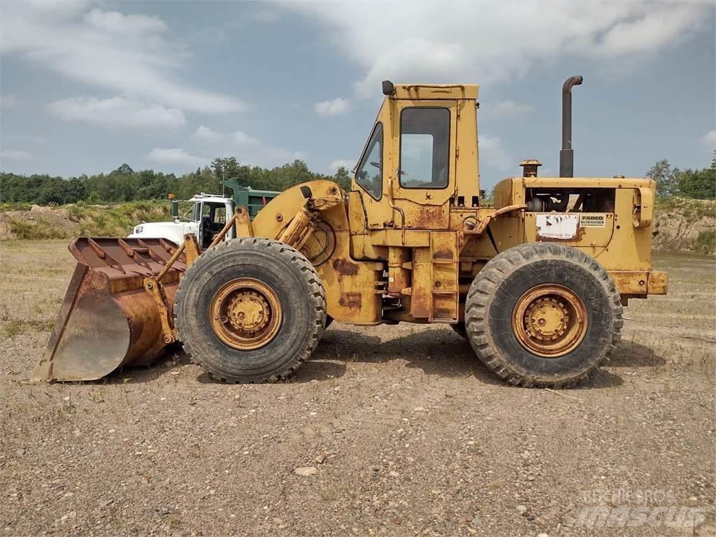 CAT 966C Фронтальні навантажувачі