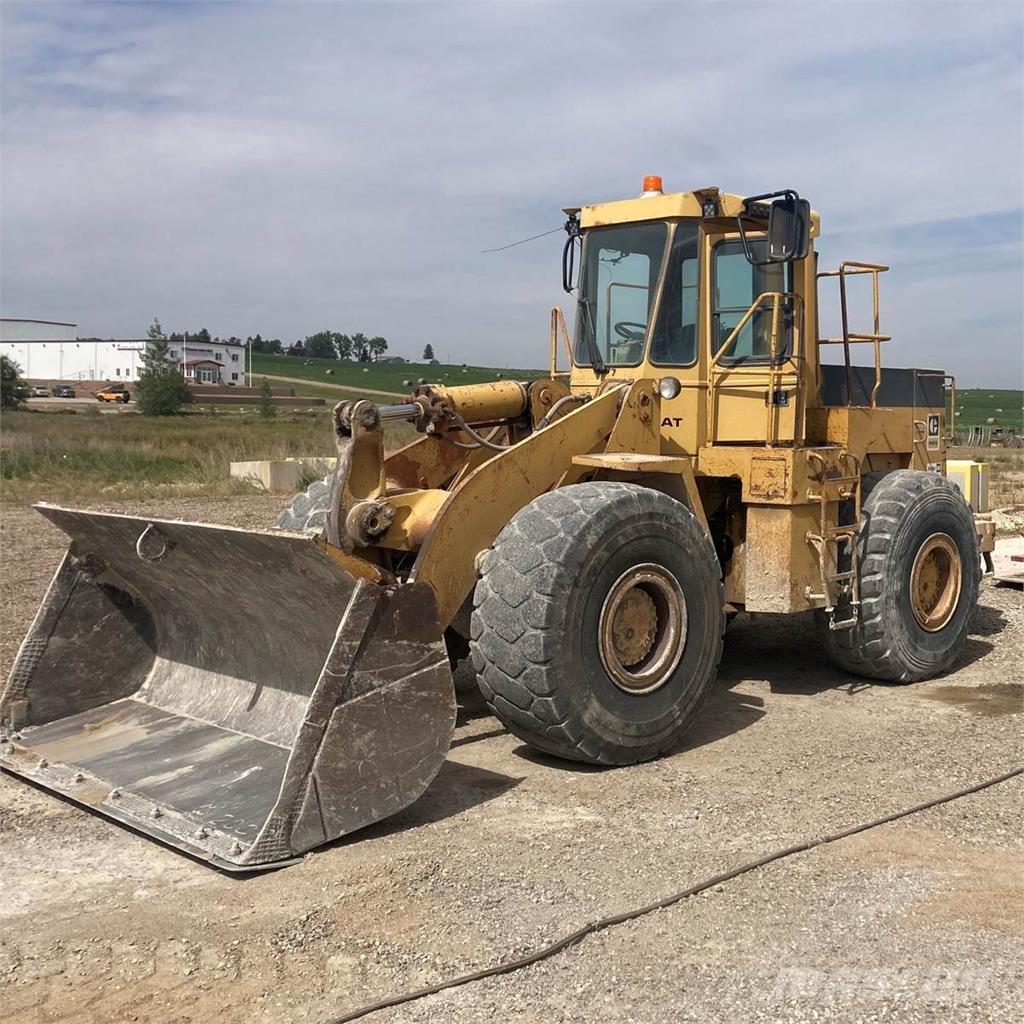 CAT 966D Фронтальні навантажувачі