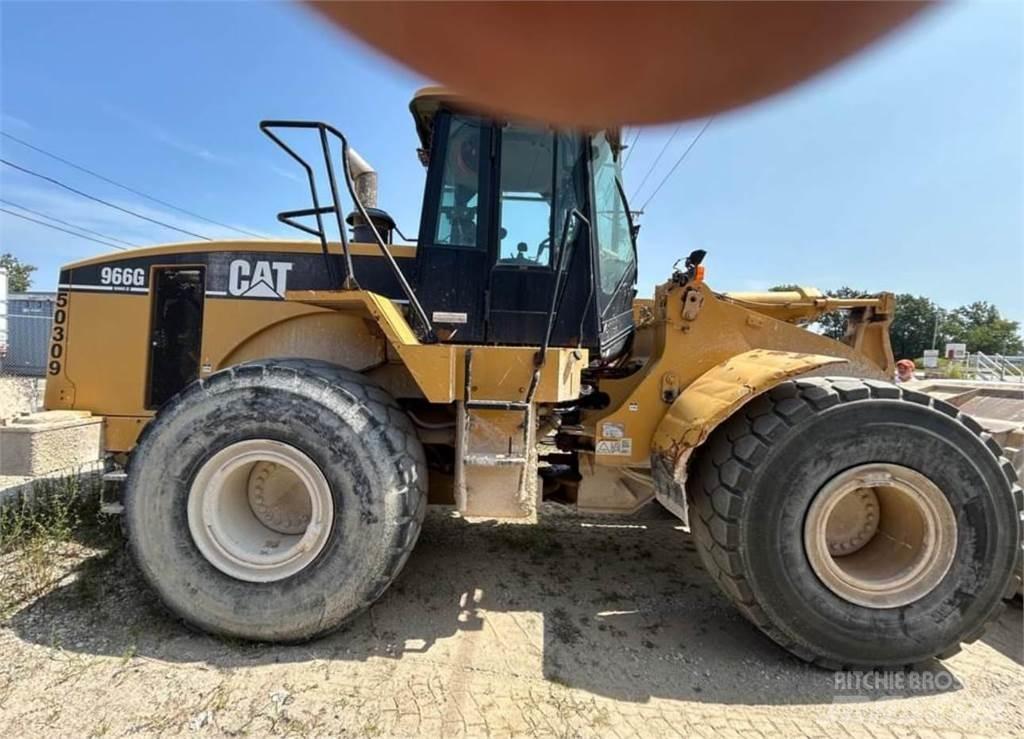 CAT 966G Фронтальні навантажувачі