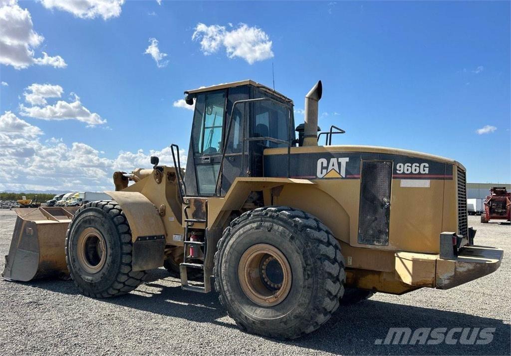 CAT 966G Фронтальні навантажувачі