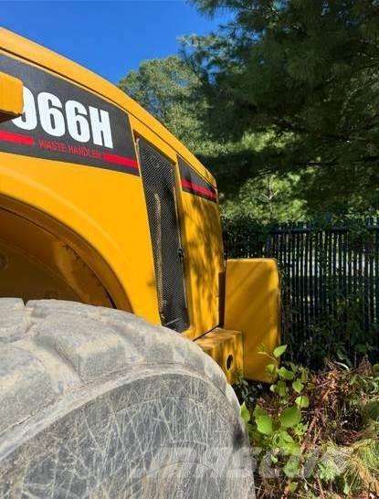 CAT 966H Фронтальні навантажувачі