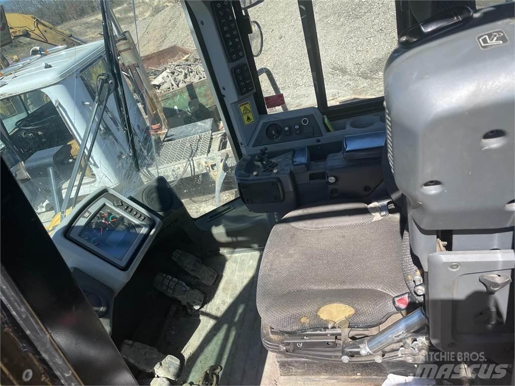 CAT 972K Фронтальні навантажувачі