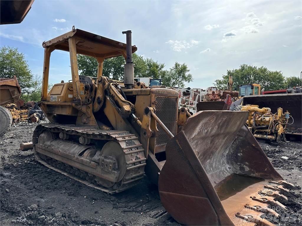CAT 977 Гусеничні вантажники
