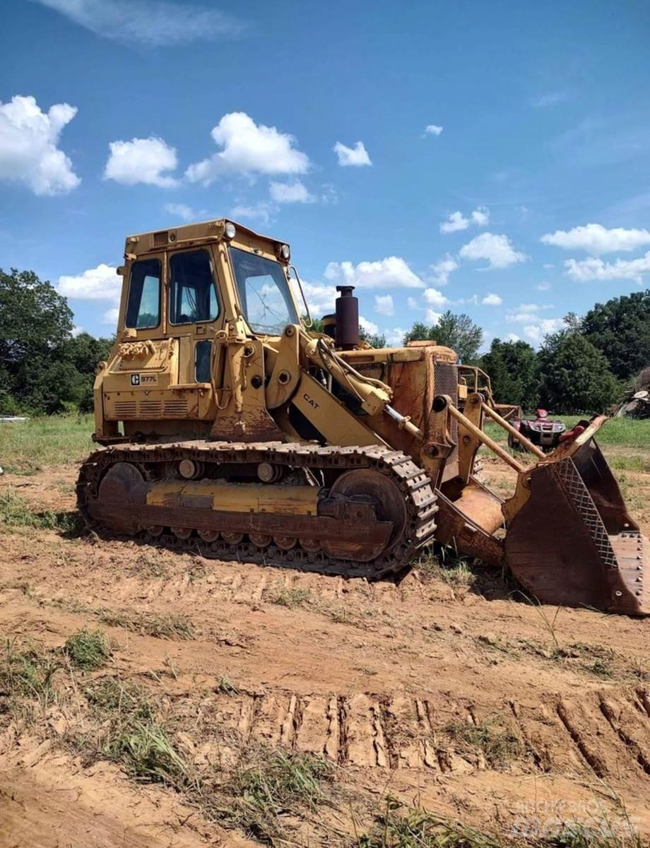 CAT 977L Гусеничні бульдозери