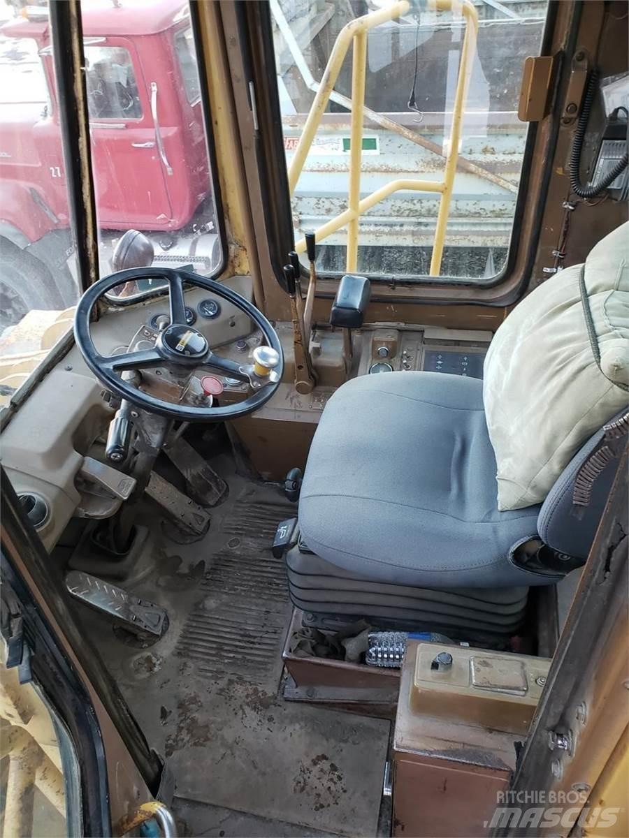 CAT 980C Фронтальні навантажувачі
