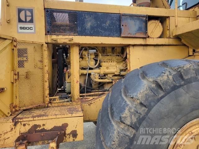 CAT 980C Фронтальні навантажувачі