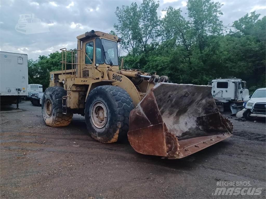 CAT 980C Фронтальні навантажувачі