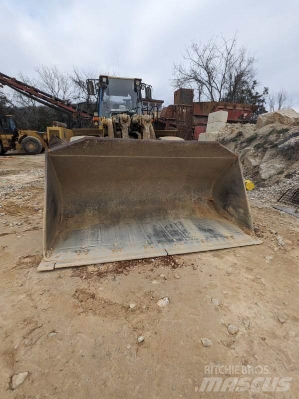 CAT 980G Фронтальні навантажувачі