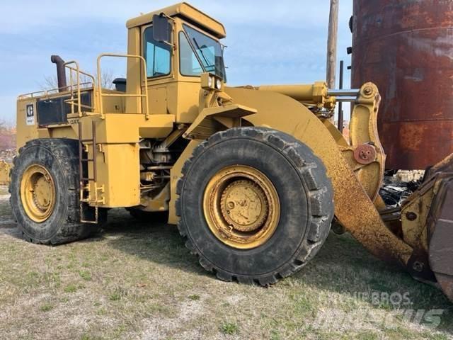 CAT 988B Фронтальні навантажувачі