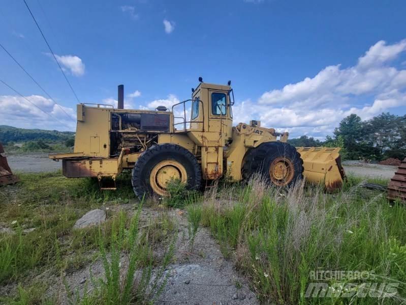 CAT 988B Фронтальні навантажувачі