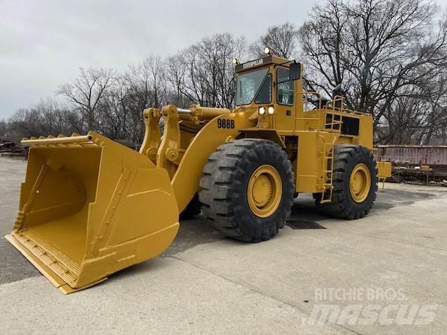 CAT 988B Фронтальні навантажувачі