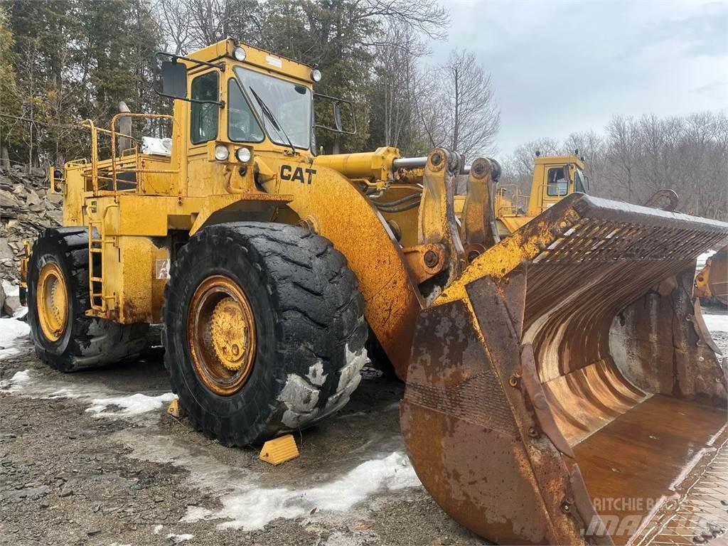 CAT 988B Фронтальні навантажувачі