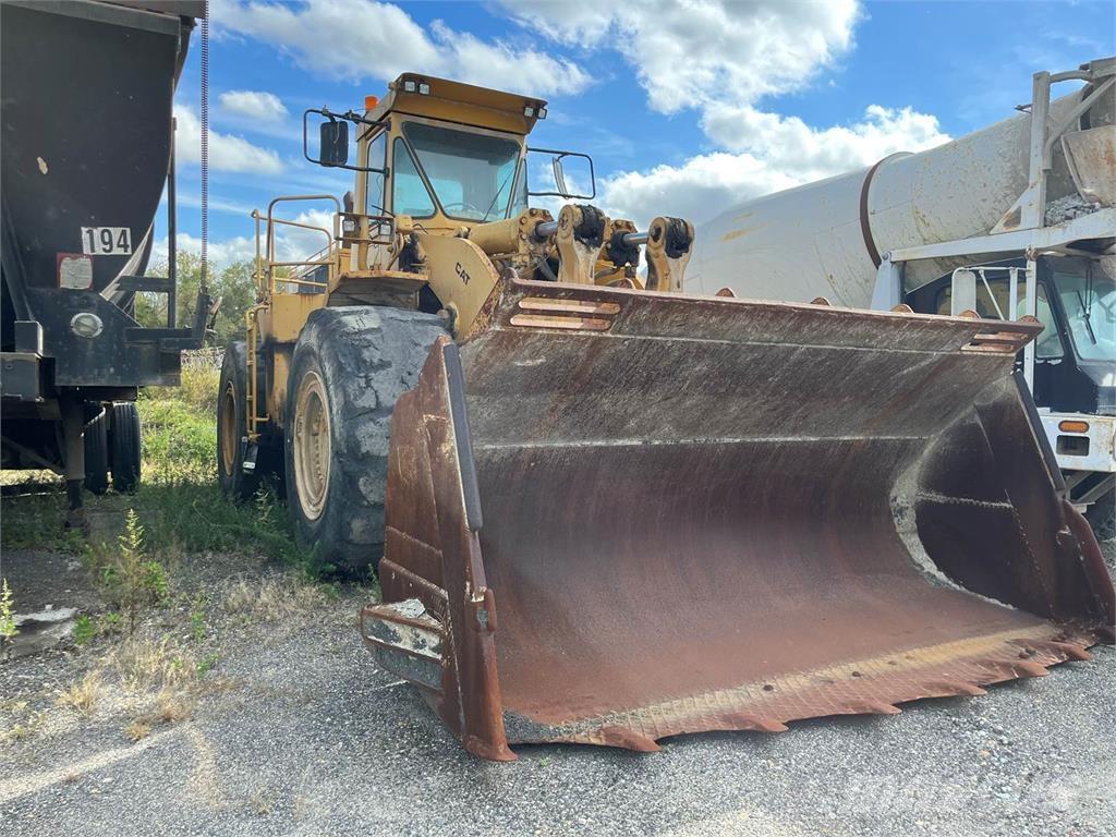 CAT 988B Фронтальні навантажувачі