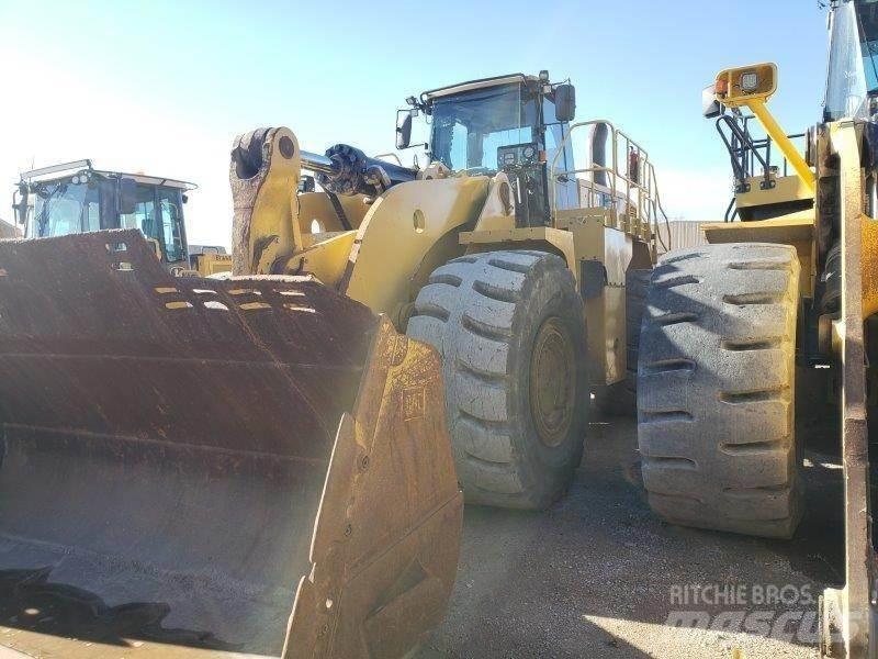 CAT 988K Фронтальні навантажувачі