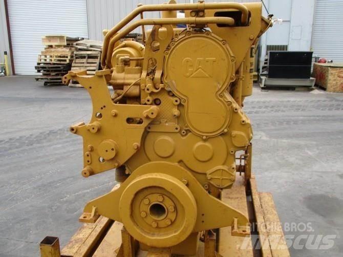 CAT C15 Двигуни