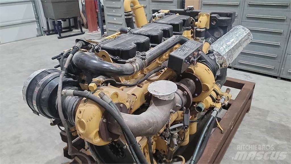 CAT C18 Двигуни