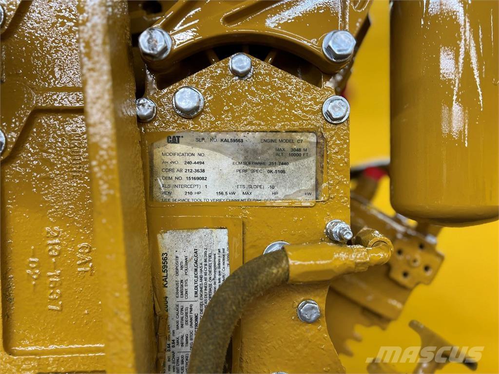 CAT C7 Двигуни