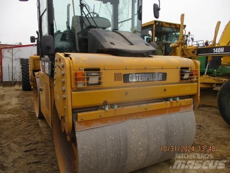 CAT CD54 Пневматичні катки