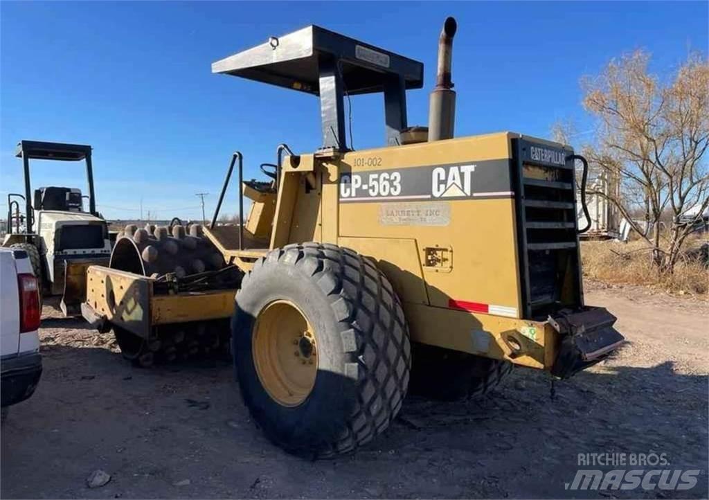 CAT CP563 Грунтові котки
