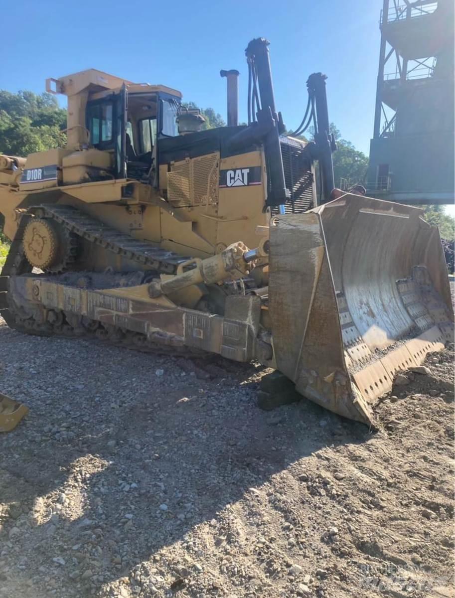CAT D10R Гусеничні бульдозери