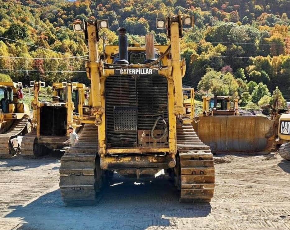 CAT D10T Гусеничні бульдозери